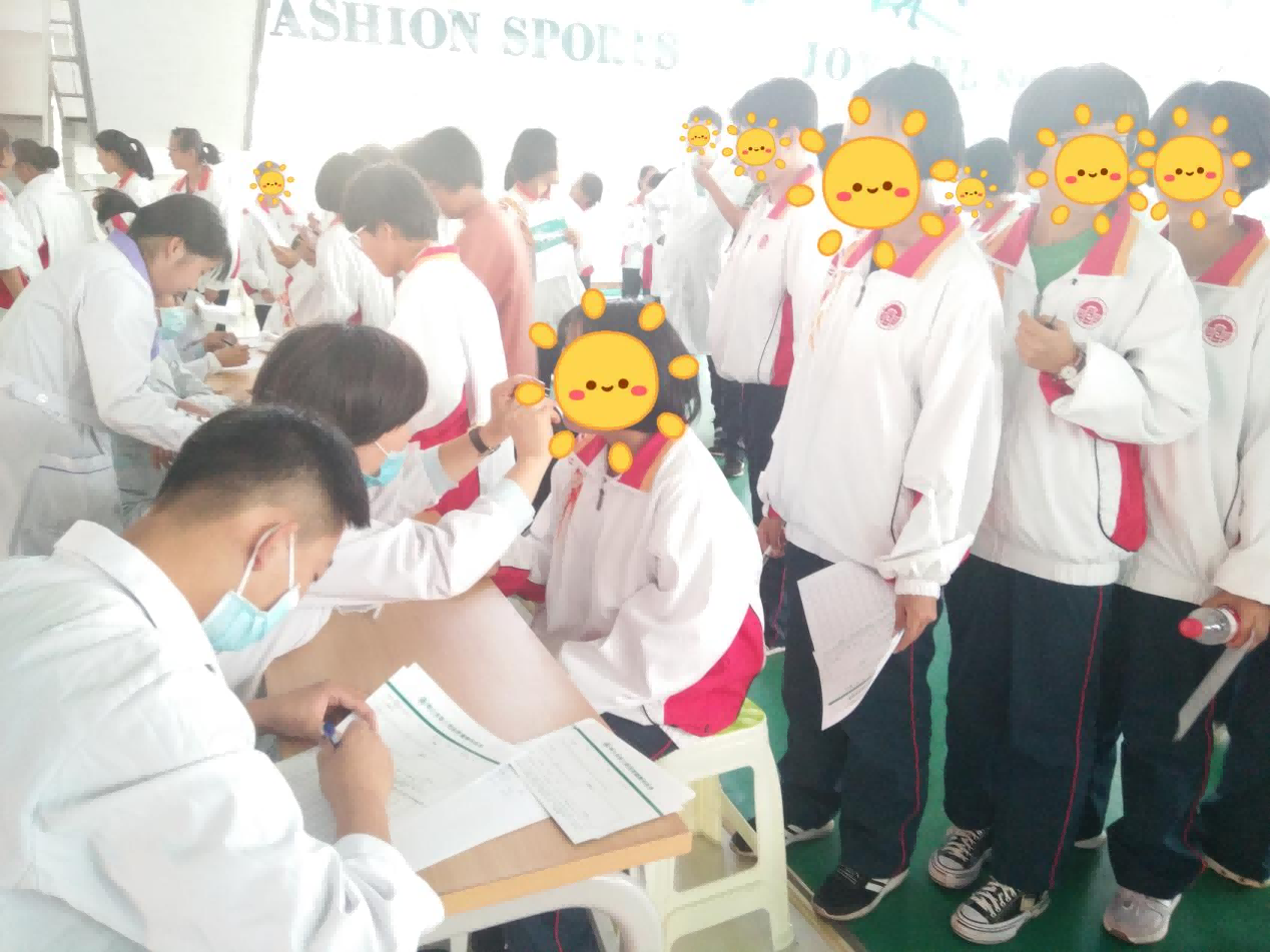 记2019年鄂尔多斯水之恩口腔医院康一中公益义诊回顾