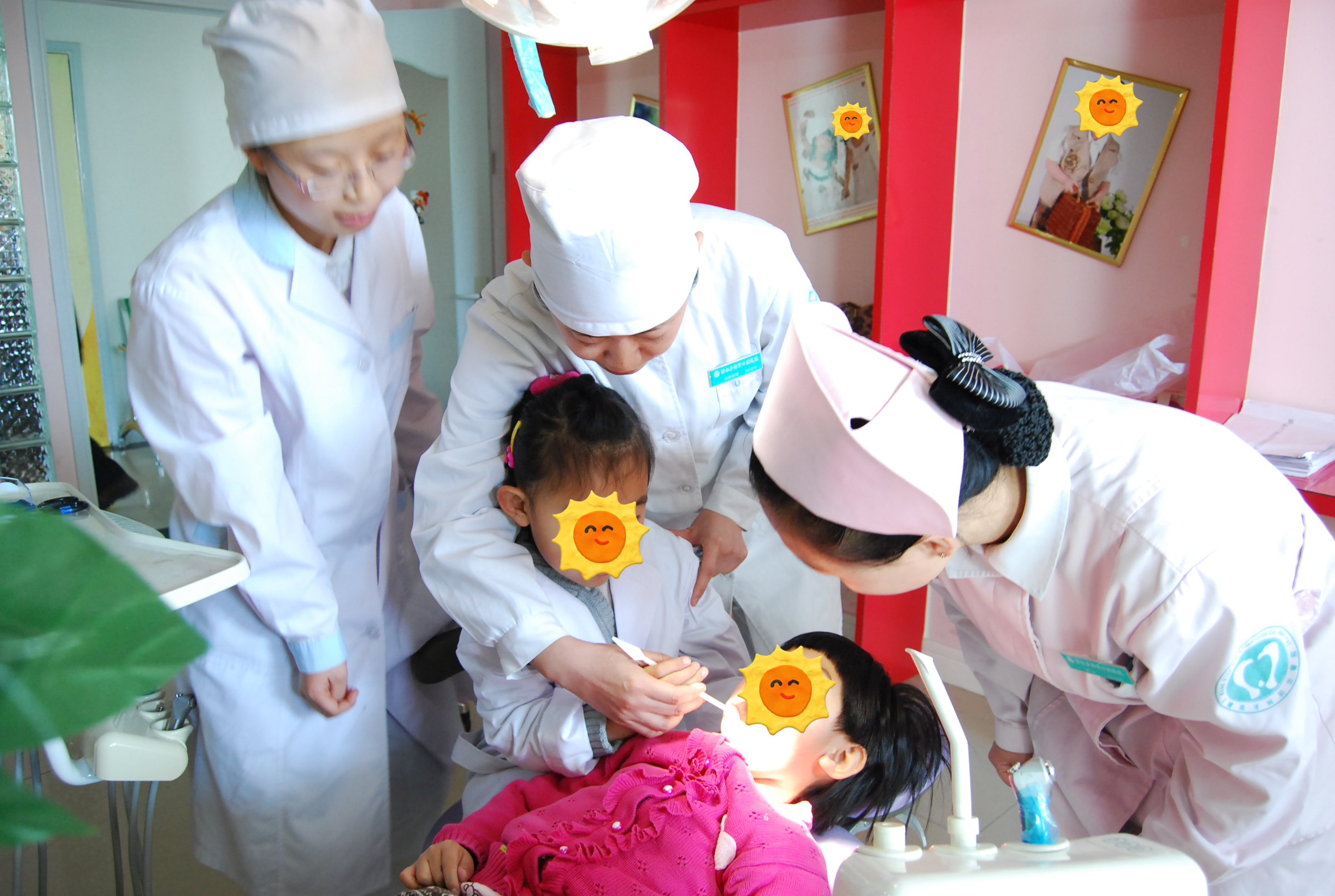 鄂尔多斯水之恩口腔医院成功举办“小宝贝口腔健康爱心体检”公益活动