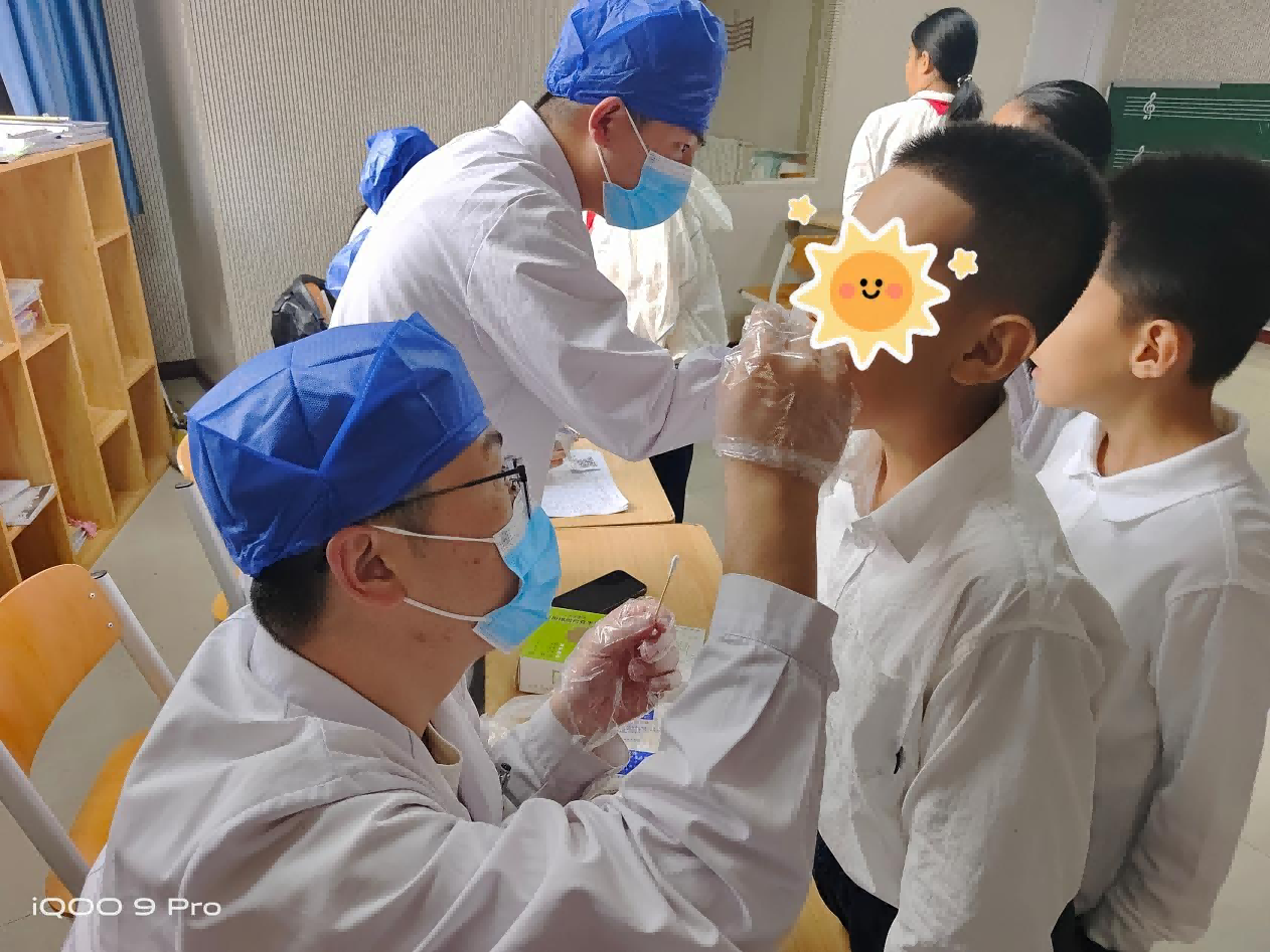 呵护童真微笑,播撒健康—鄂尔多斯水之恩口腔医院开展义诊活动