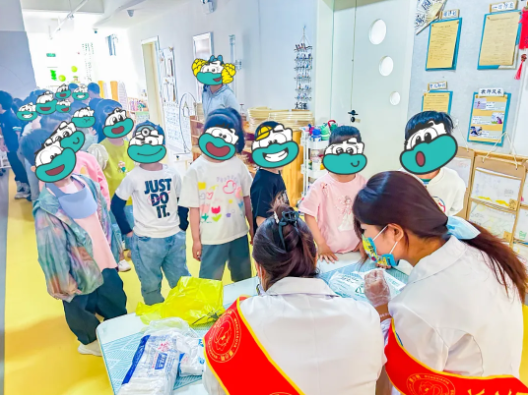 鄂尔多斯水之恩口腔走进丽景苑幼儿园开展护牙公益活动