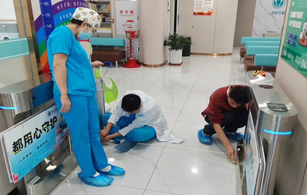 图片0_compress.jpg 图片0_compress.jpg